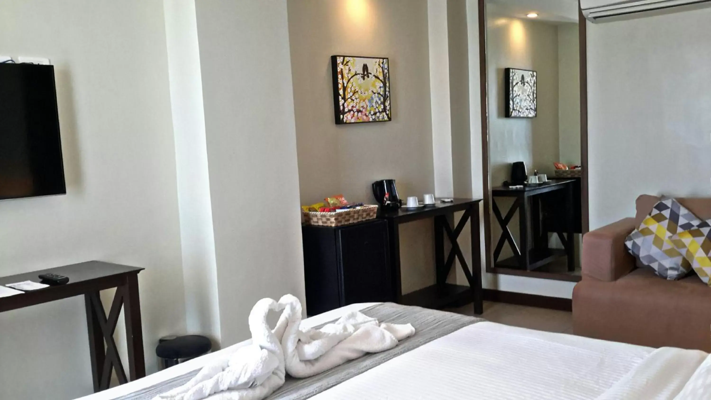 Food and drinks, Bed in Belian Hotel